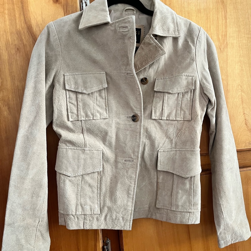 100% Suede Jacket Size SMALL